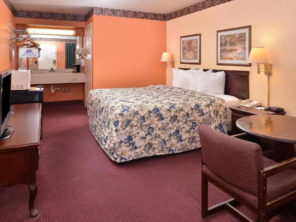 Ozark Hotel Екстериор снимка